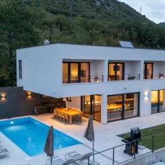 Villa Adria blue