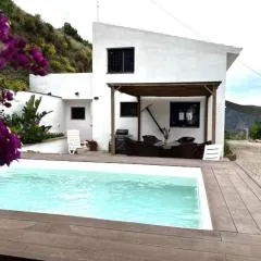 Casa Cactus in the heart of the Montes de Málaga