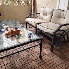 Bargain Beverly Hills 3 Bedroom in great area 5 minutes to Rodeo Drive