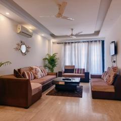 Hostmystay- 3Bhk Terrace! Gk1 M block