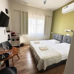 Smart Comfort RoomN7 with Private Bathroom in best Location Beach 250m