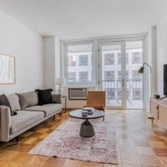 Blueground Midtown West gym nr Central Park NYC-1488