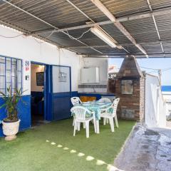 OkStay Family house close to the sea Caleton