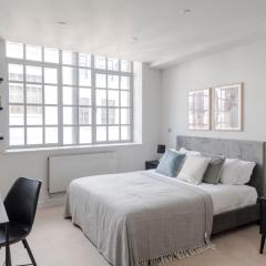 London's Calling - Farringdon - by Frankie Says