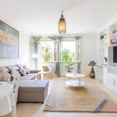 Romantic Retreat next to M avenue