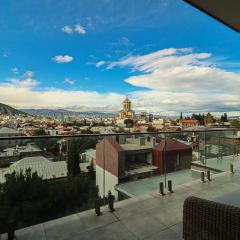 Stylish 3BR Duplex in Avlabari - By Wehost