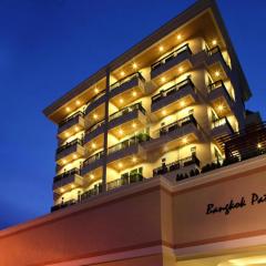 Bangkok Patio BTS Sanam Pao