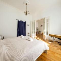 Figaro Flat - AC, Netflix