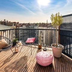 Prague Days - Sunny Riverside Apartments with Terraces
