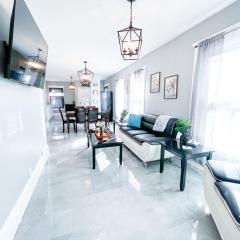 Comfy 4BR-Free Parking-Wi-Fi in Niagara Falls NY