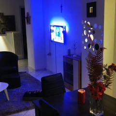 Black & White Apartment !
