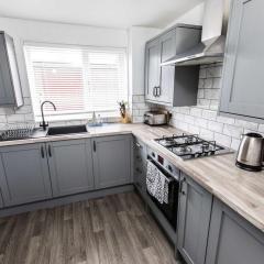 LetAway - Park View House, Whitby