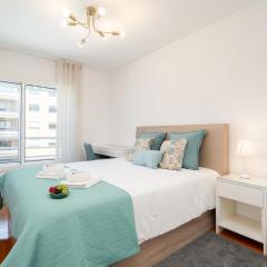 Host Wise - Stunning Trendy Flat w Balcony - Matosinhos