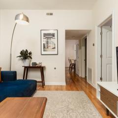 Wicker Park 2BR Modern Apartment DV3