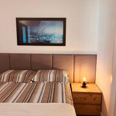 Studio Moderno no Centro - Check-in Digital e Wi-Fi Rápido