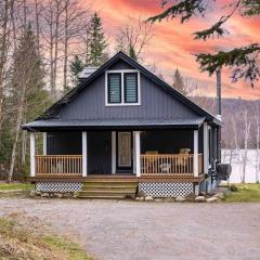 Ultimate Lakeview Retreat - Hot Tub, Paddle & Play