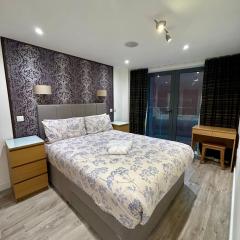 Cosy City Centre Location, Hydro Massage Showe