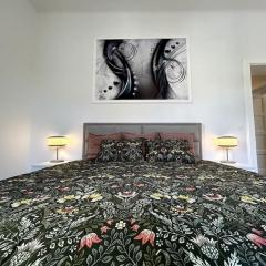 Luxury Apartment Privoz