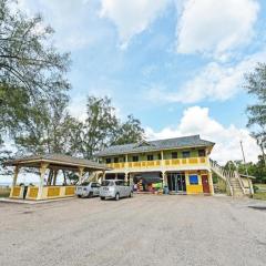 OYO 90315 Chalet Pantai Rantau Panjang