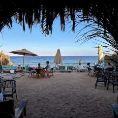 Amanda beach hotel