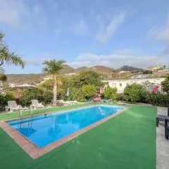 Lightbooking Luymar con piscina Villa de Mazo