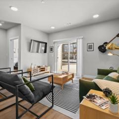 Unplug Near Walmart C King BdsGym Access