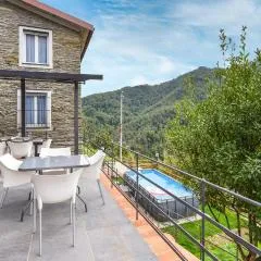 4 Bedroom Stunning Home In Tribogna