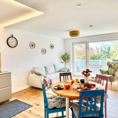 Snug Stays 5 - Design Apartment mit Sonnenbalkon, ruhig, zentral