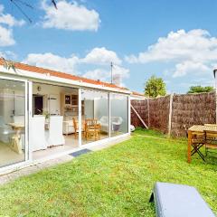 Cozy Home In L'épine With Wifi