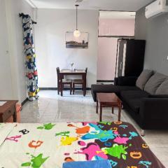 Studio with aircon n kitchen