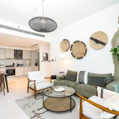 1BR Beachfront with Sun Loungers at Palm Jumeirah