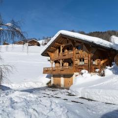 Chalet spacieux 10 pers. proche pistes ski, parking privatif - FR-1-467-135
