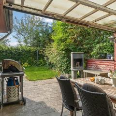 Beautiful Home In Struer With Kitchen