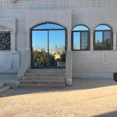 منزل العائلة