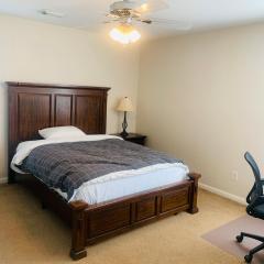 Private Queen Room Cypress 290, TX