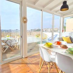 Happy Stay Lisbon - Suite with a view, private terrace & AC