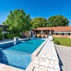 MY DALMATIA - Authentic stone house Momo with private infinity pool