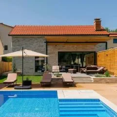 MY DALMATIA - Luxury villa Prolozac with private heated pool