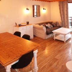 Appartement duplex 3 pièces 8 pers, piscine et sauna, ski aux pieds, animaux admis - FR-1-322-657