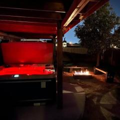 HotTub-King Bed -Fire pit-BBQ-Pristine Kitchen