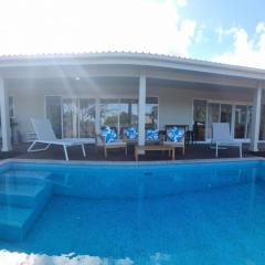 Te Aro Villa in Muri 1 &2