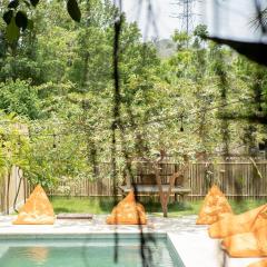 Lost Inn Kuta Capsule Hostel
