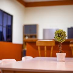 Inner peace-apartamento con piscina en Surf City
