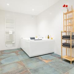 Grand Duplex avec Spa et Parking privé- 8 personnes