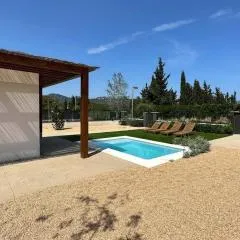 Magnífica casa con piscina