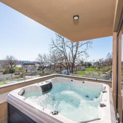Apartment in Pula with Sea View and Bubble Bath