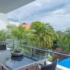 145 'Noosa International' 1 Edgar Bennett Noosa He