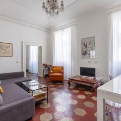 Spanish Steps Charming Apartment