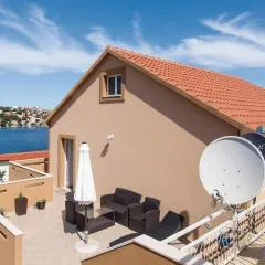 Apartment Zatoglav With Sea View 08