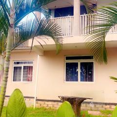 KED SAFARIS HOME Ug